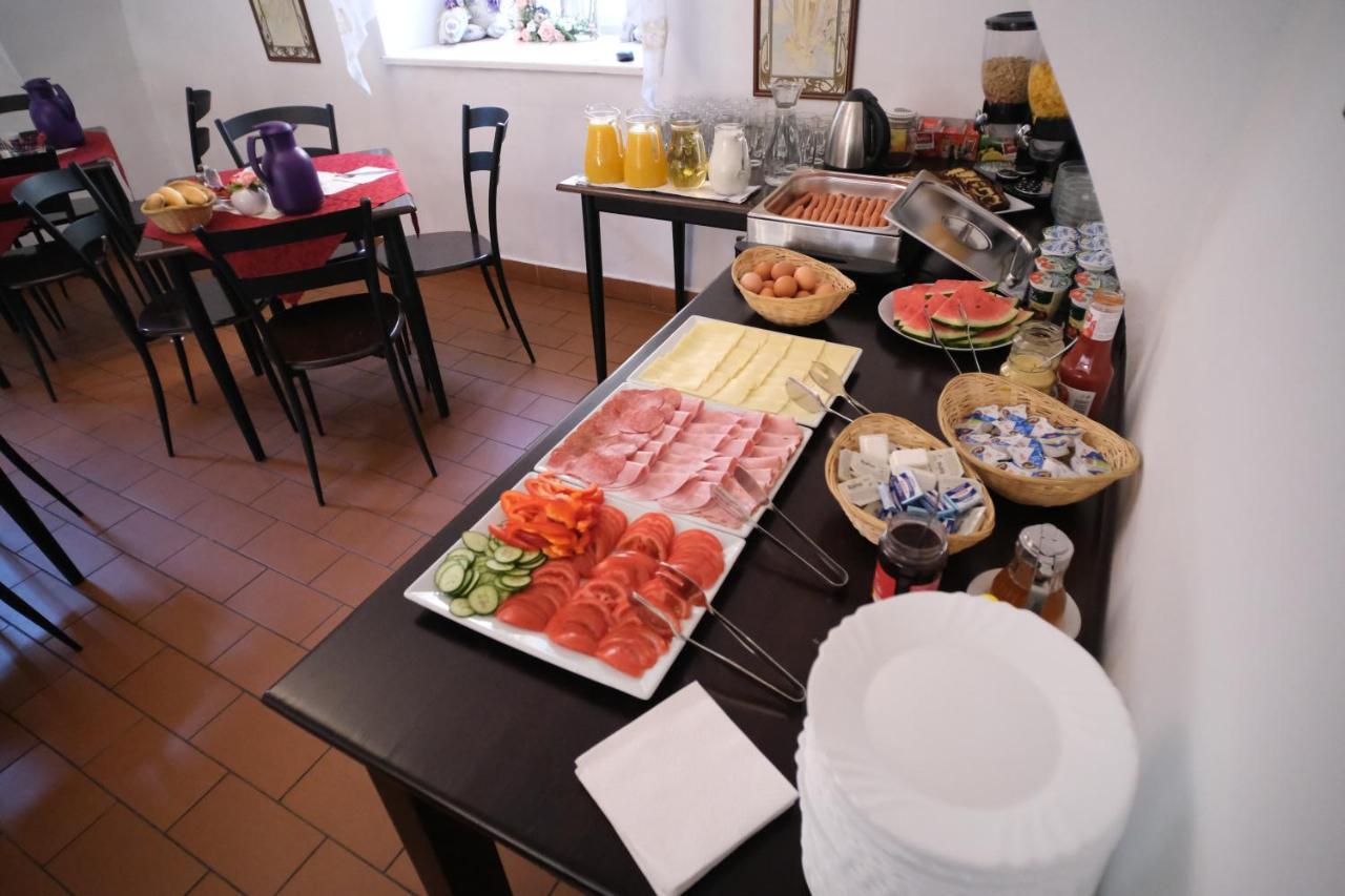 Pension Rosa Cesky Krumlov Bagian luar foto