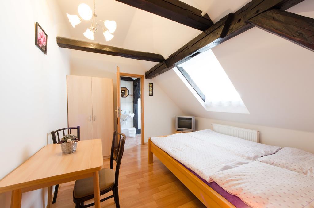 Pension Rosa Cesky Krumlov Ruang foto