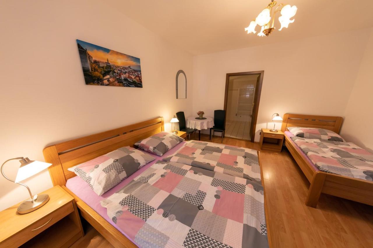 Pension Rosa Cesky Krumlov Bagian luar foto